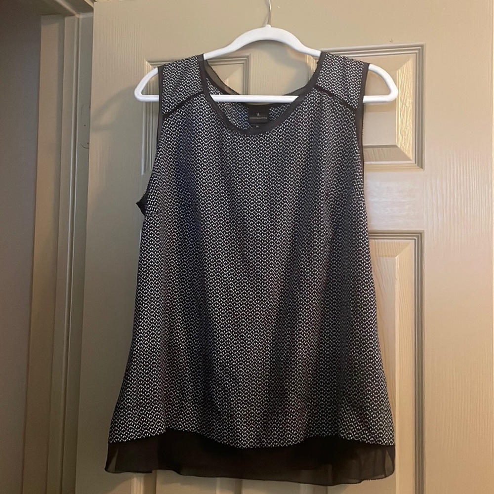 Black Sleeveless Worthington Top